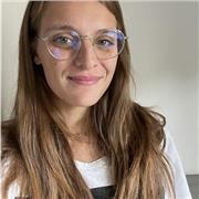 Sono una studentessa di Odontoiatria e mi propongo come aiuto compiti indirizzato ad alunni di scuola elementare e di scuola media